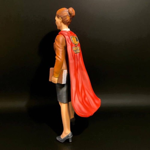 polonita-figurka-nauczycielki-jezyka-polskiego-belferleague-3d.jpg.jpg